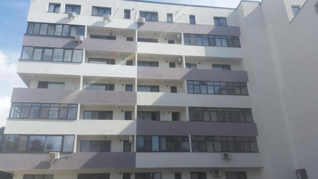 Grozavesti Apartment Near Politehnic Park Bukarest Exteriör bild